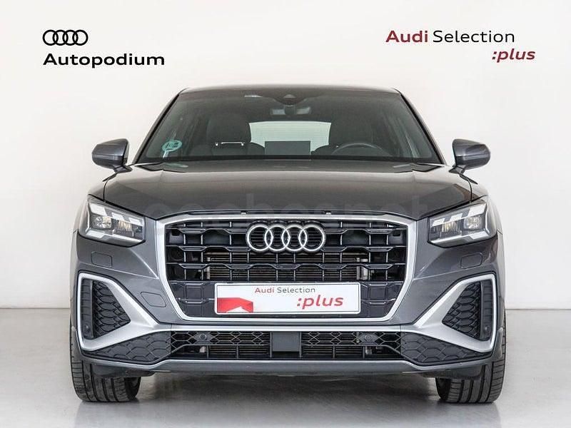 Usado Audi Q2 S-Line 150 CV (110 kW) 2025 Gris SUV