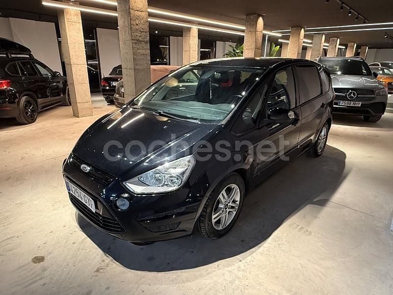 Usado Ford S-MAX Trend 140 CV (102 kW) 2011 Negro Monovolumen
