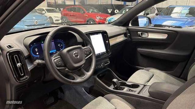 Usado Volvo XC40 Core 2024 Negro SUV