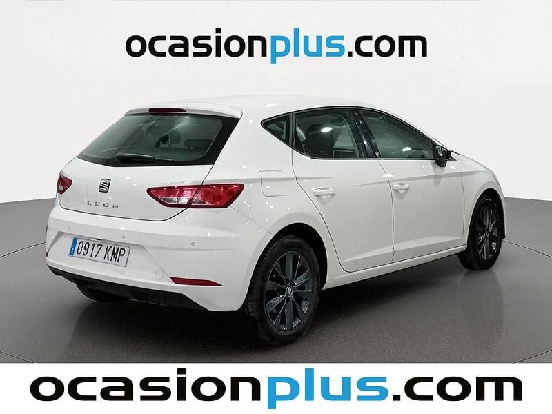 Usado Seat Leon Style 125 CV (91 kW) 2018 Blanco Utilitario