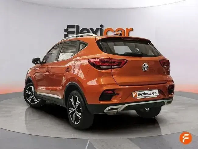 Usado MG ZS Comfort 106 CV (77 kW) 2023 Naranja SUV