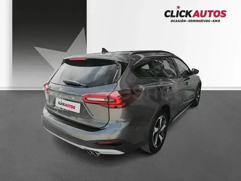 Usado Ford Focus ST-Line 155 CV (114 kW) 2024 Gris / plata Familiar