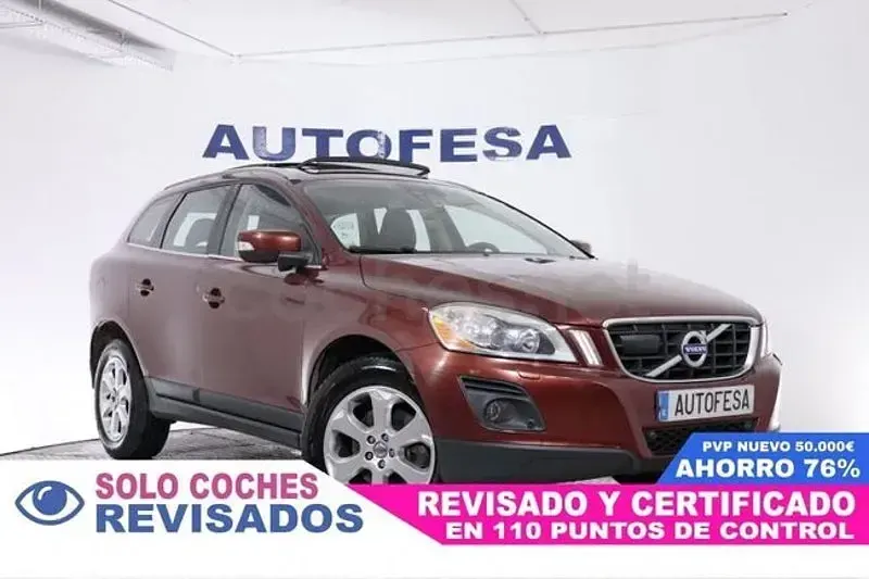 Używany Volvo XC60 Summum 175 KM (128 kW) 2010 Czerwony SUV