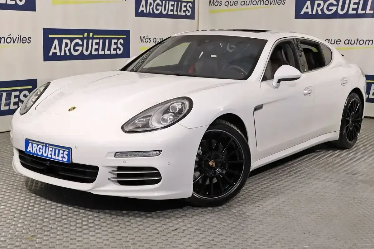 Käytetty Porsche Panamera 420 HP (308 kW) 2014 Sedan