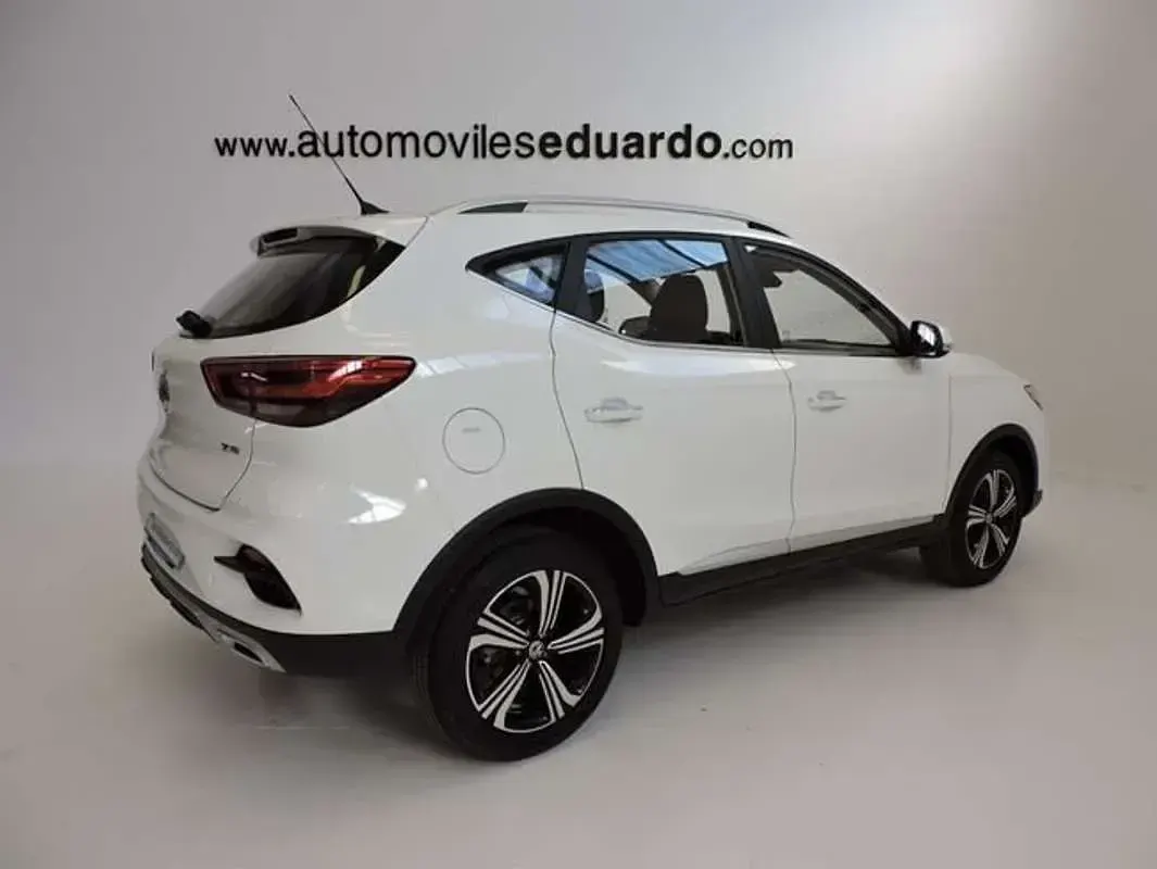 Usado MG ZS Comfort 106 CV (77 kW) 2025 Blanco SUV