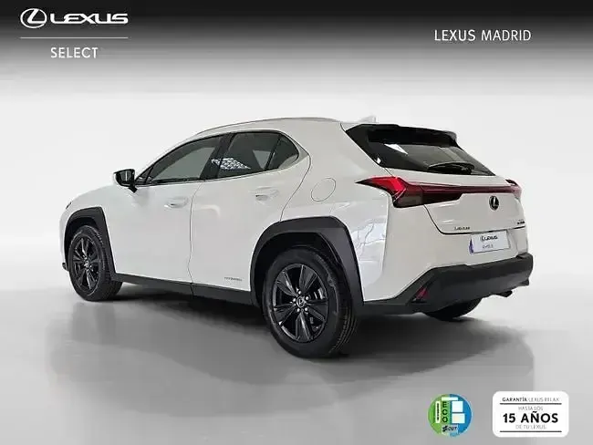 Usado Lexus UX Business Edition 184 CV (135 kW) 2022 Blanco SUV