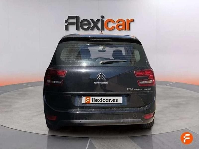 Usado Citroën C4 Shine 131 CV (96 kW) 2021 Gris Monovolumen