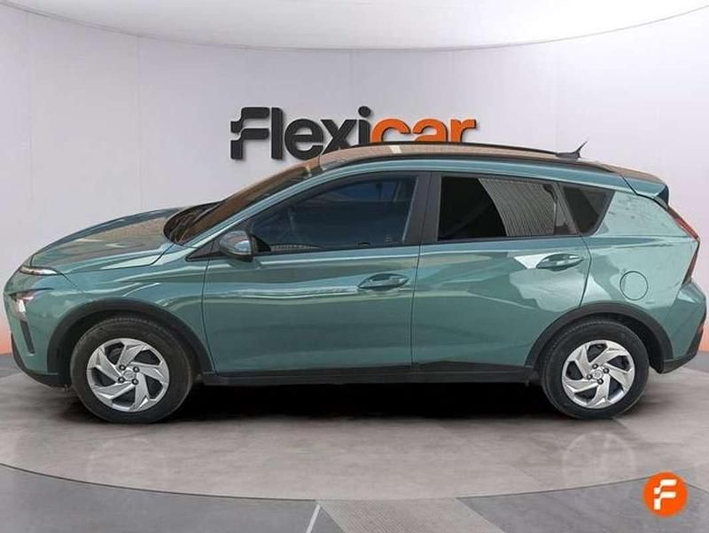 Usado Hyundai Bayon 84 CV (61 kW) 2022 Verde SUV