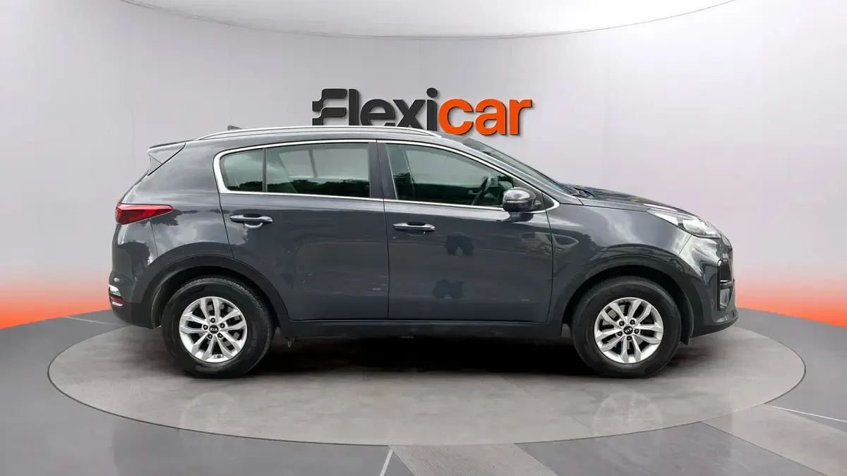 Usado Kia Sportage 132 CV (97 kW) 2019 Azul SUV