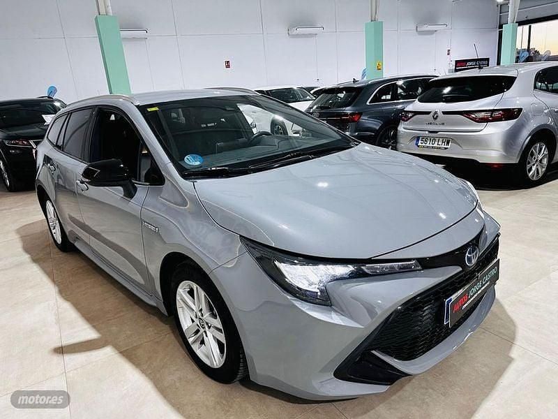 Usado Toyota Corolla Active 122 CV (89 kW) 2020 Gris Familiar