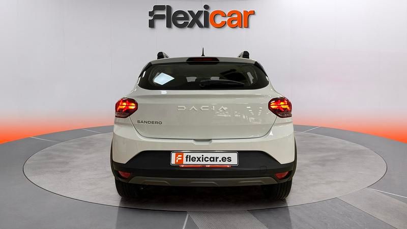 Brugt Dacia Sandero Essentiel 101 HK (74 kW) 2023 Hvid Hatchback