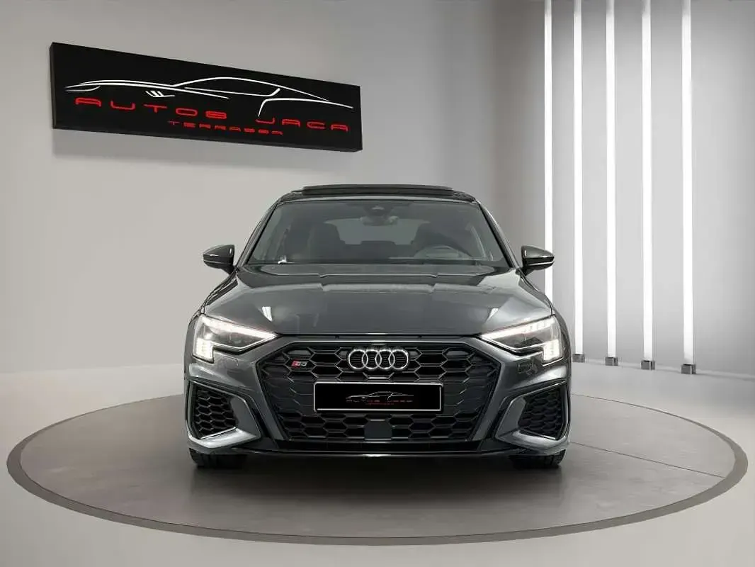 Usado Audi S3 Sportback Ambiente 310 CV (228 kW) 2021 Gris Utilitario