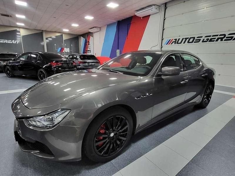 Usado Maserati Ghibli 275 CV (202 kW) 2016 Gris Berlina