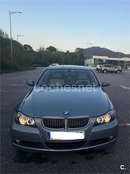 Gris / plata Usado 2006 BMW 320 Berlina | 8390 € (Un poco caro) - Imagen 1/4