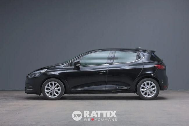 Usado Renault Clio IV Zen 90 CV (66 kW) 2018 Negro Berlina