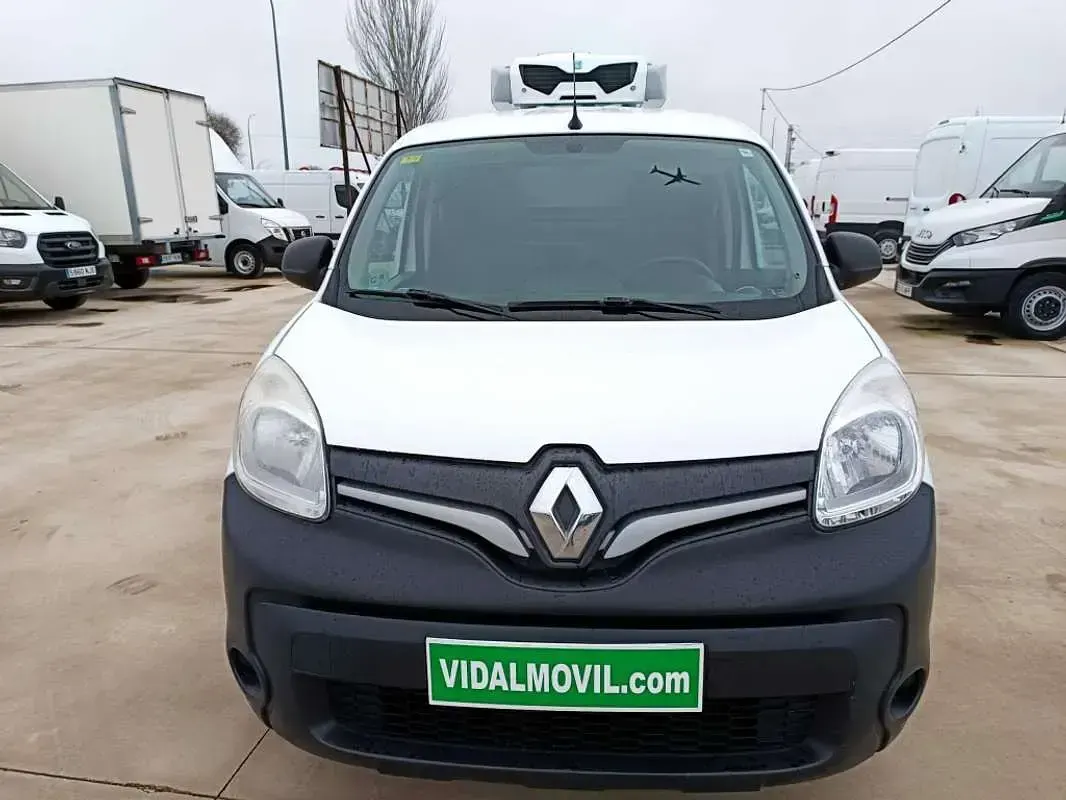 Usado Renault Kangoo 80 CV (58 kW) 2020 Blanco Monovolumen