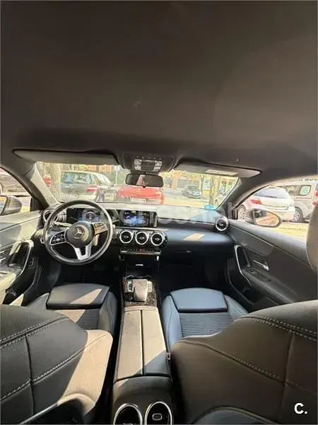 Usado Mercedes A250 218 CV (160 kW) 2020 Gris / plata Berlina