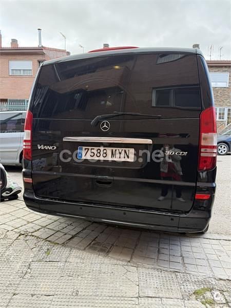 Usado Mercedes Viano 204 CV (150 kW) 2010 Negro Monovolumen