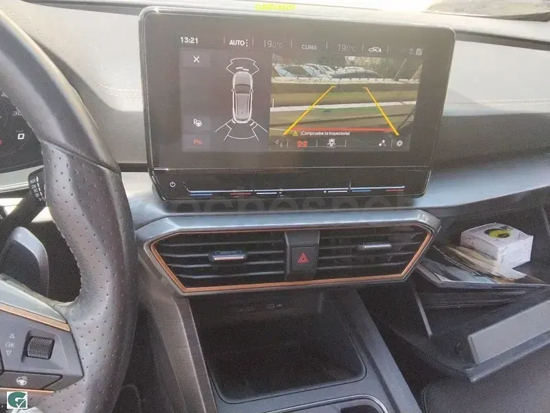 Usado Cupra Formentor 150 CV (110 kW) 2022 Gris / plata SUV