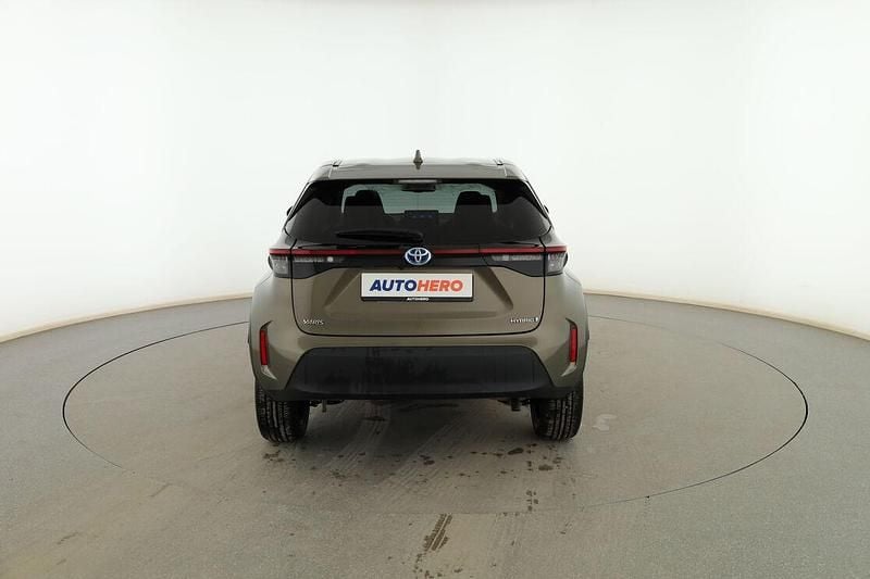 Używany Toyota Yaris Cross Style 116 KM (85 kW) 2022 Zielony SUV