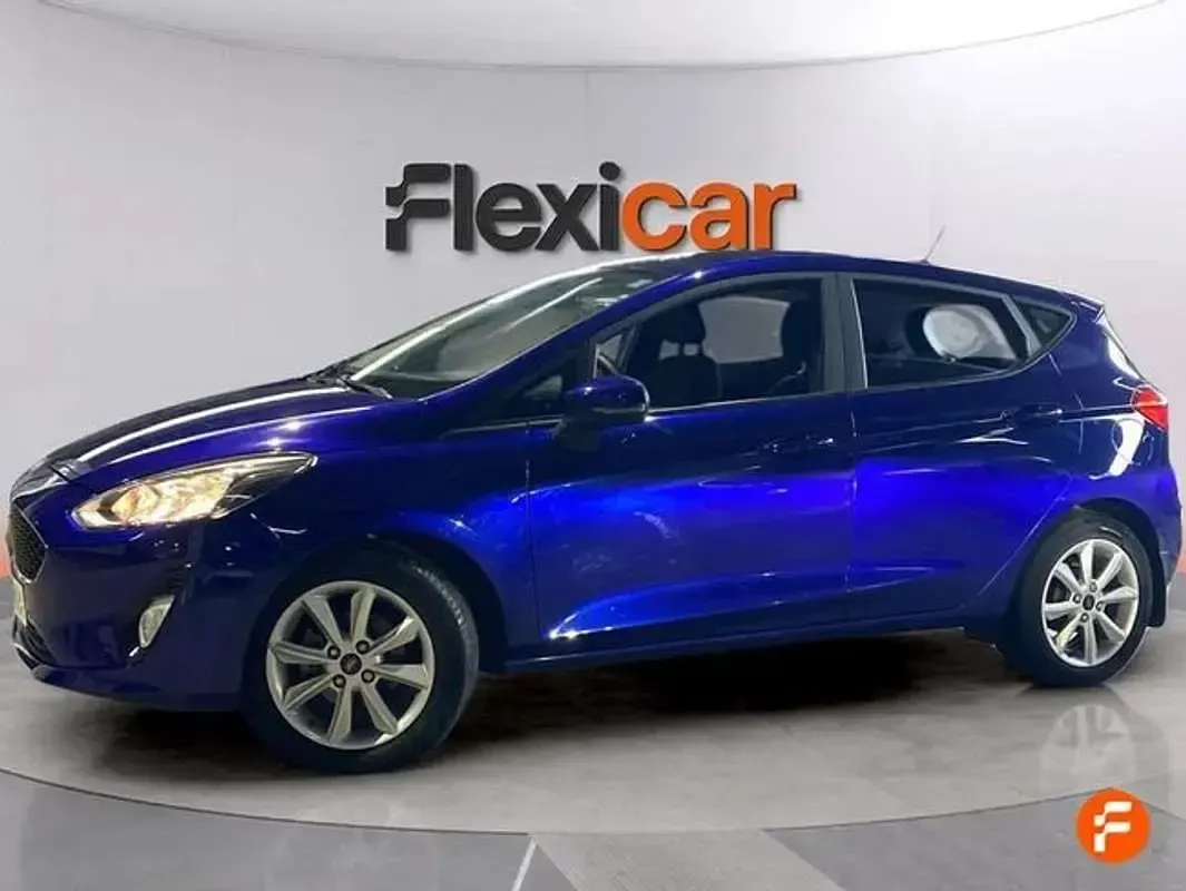Usado Ford Fiesta Active 86 CV (63 kW) 2018 Azul Utilitario