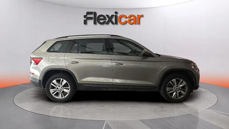 Usado Skoda Kodiaq Ambition 150 HP (110 kW) 2019 Bege SUV