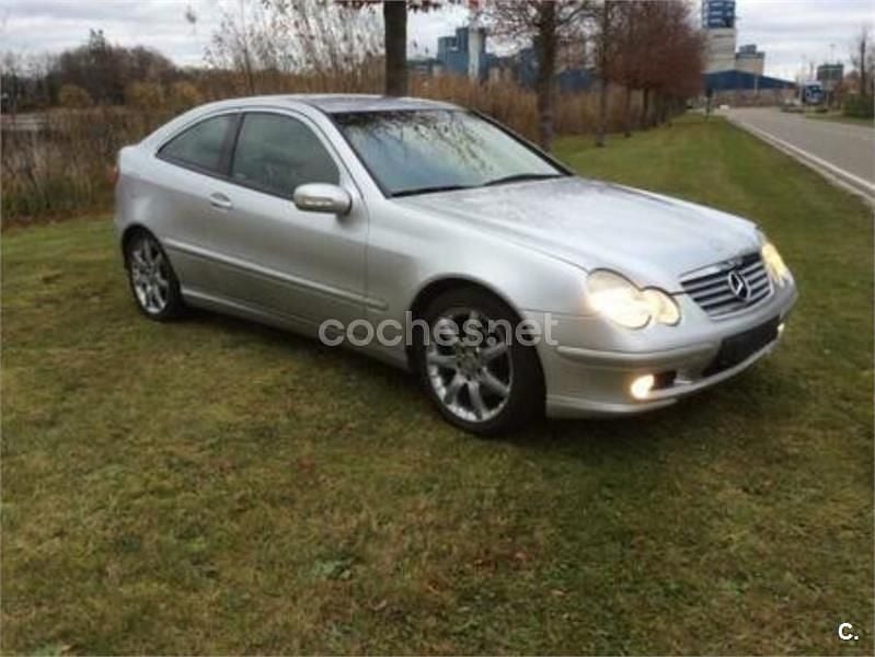 Gris / plata Usado 2001 Mercedes C220 Berlina | 3000 € (Precio justo) - Imagen 1/1