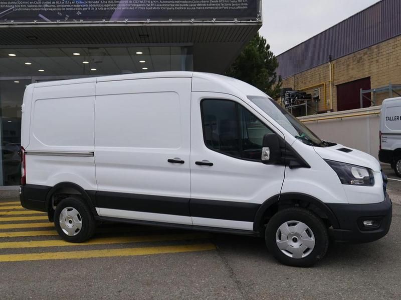Nuevo Ford Transit Trend 135 kW (184 CV) 2025 Blanco Berlina