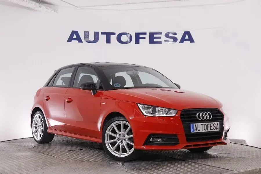 Usado Audi A1 S-Line 90 CV (66 kW) 2018 Rojo/negro