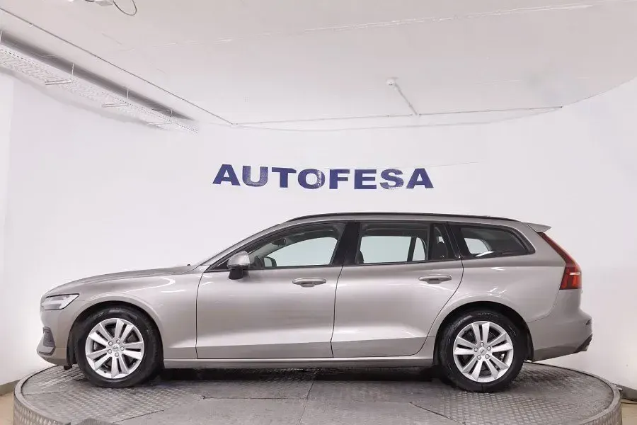 Usado Volvo V60 Business Edition 197 CV (144 kW) 2022 Marron Familiar