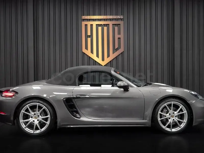 Usado Porsche 718 Boxster 300 CV (220 kW) 2019 Gris / plata Descapotable