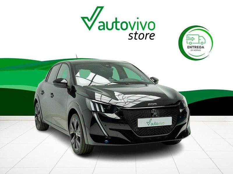 Negro Usado 2023 Peugeot e-208 GT Utilitario | 28.500 € - Imagen 1/4