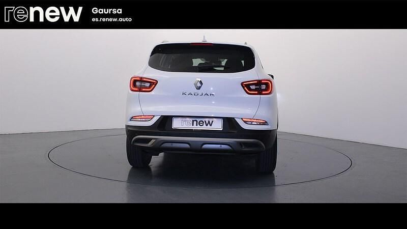 Usado Renault Kadjar Zen 140 CV (102 kW) 2022 Blanco SUV