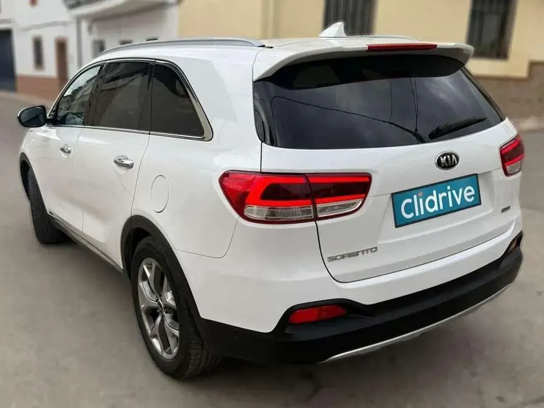 Usado Kia Sorento 197 CV (144 kW) 2015 Blanco SUV