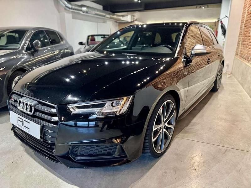 Usado Audi S4 354 CV (260 kW) 2018 Negro Familiar