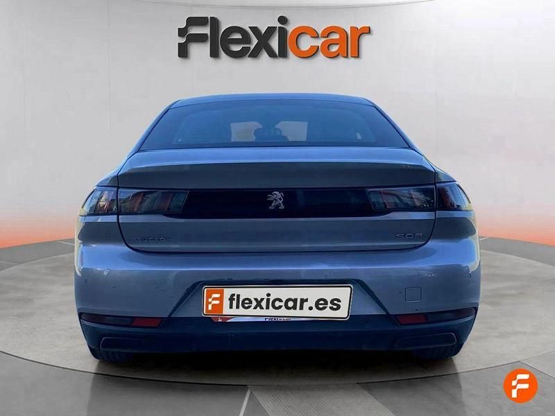 Usado Peugeot 508 Active 130 CV (95 kW) 2022 Gris Berlina