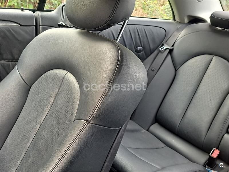 Usado Mercedes CLK500 Avantgarde 306 CV (225 kW) 2002 Gris / plata Coupe