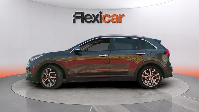 Usado Kia Niro 141 CV (103 kW) 2022 Gris SUV
