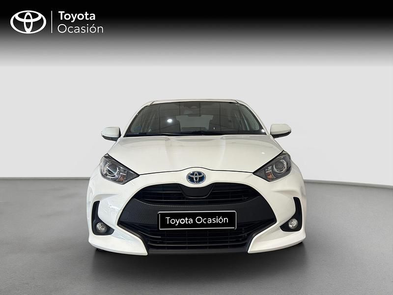 Usado Toyota Yaris Active 116 CV (85 kW) 2022 Blanco Utilitario