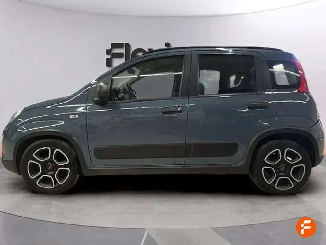 Usado Fiat Panda City Life 71 CV (52 kW) 2022 Azul Utilitario