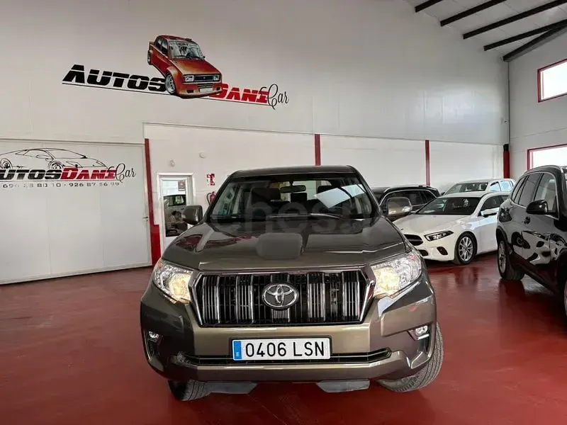 Używany Toyota Land Cruiser 204 KM (150 kW) 2021 Zielony SUV