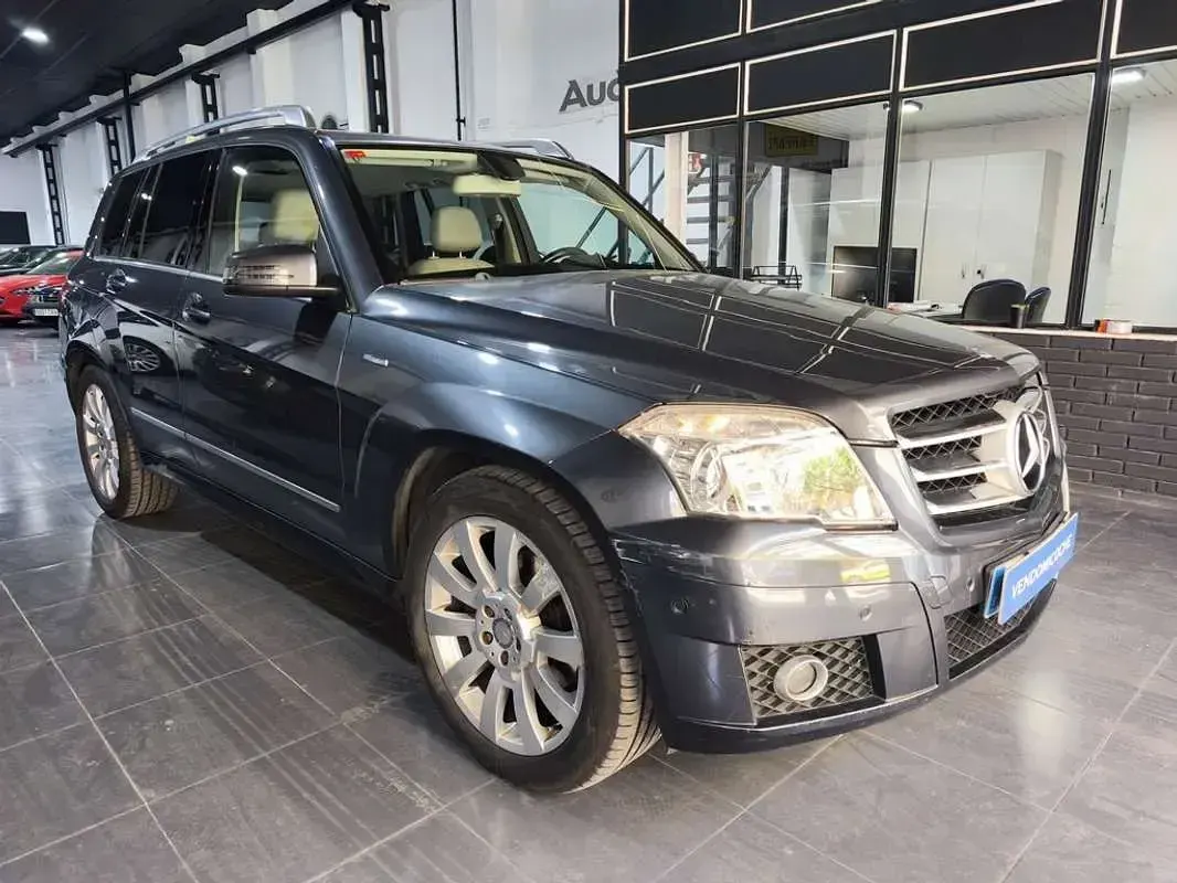 Usado Mercedes GLK220 Edition 170 CV (125 kW) 2012 Gris / plata SUV