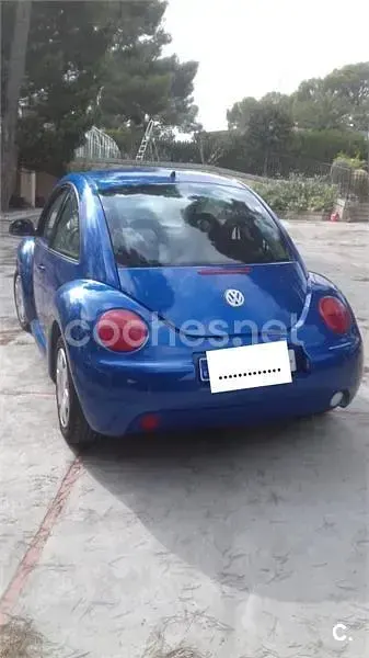 Usado VW New Beetle 102 CV (75 kW) 2002 Azul Utilitario