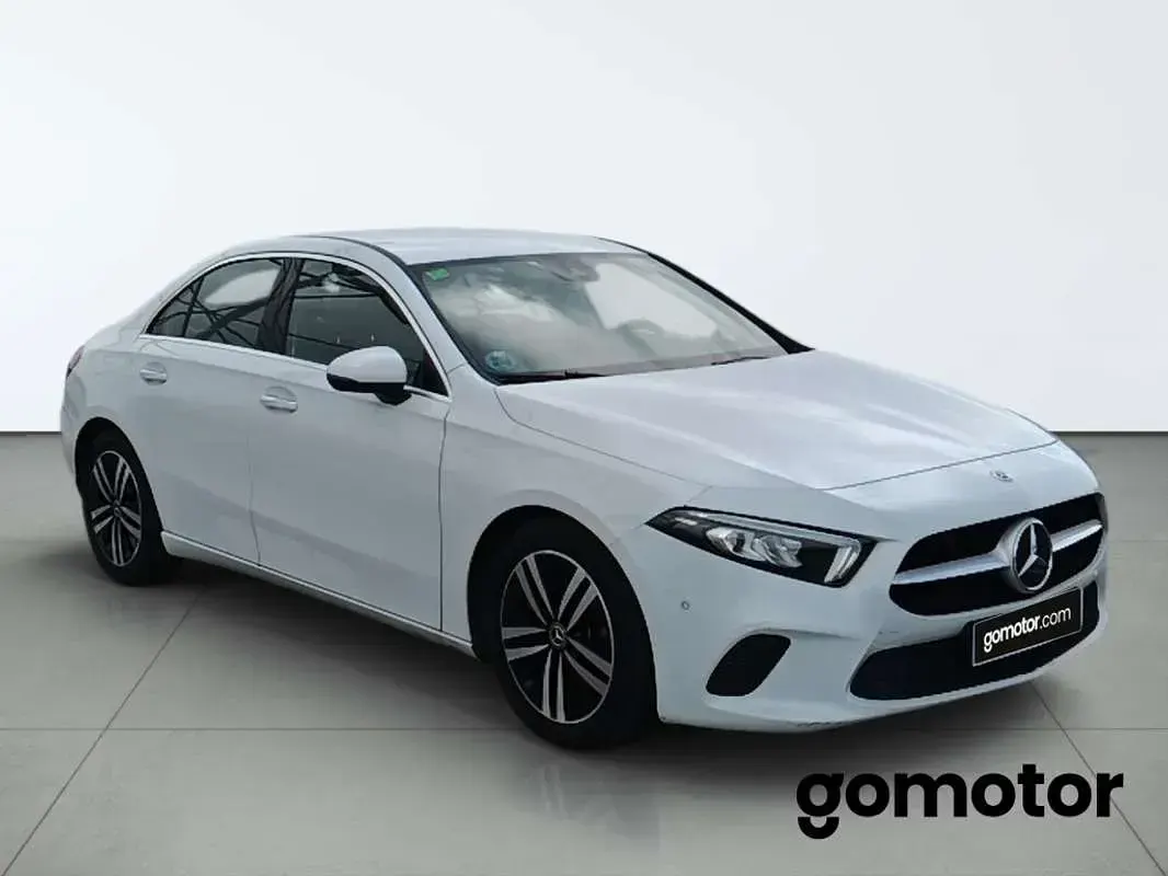 Usado Mercedes A180 116 CV (85 kW) 2022 Berlina