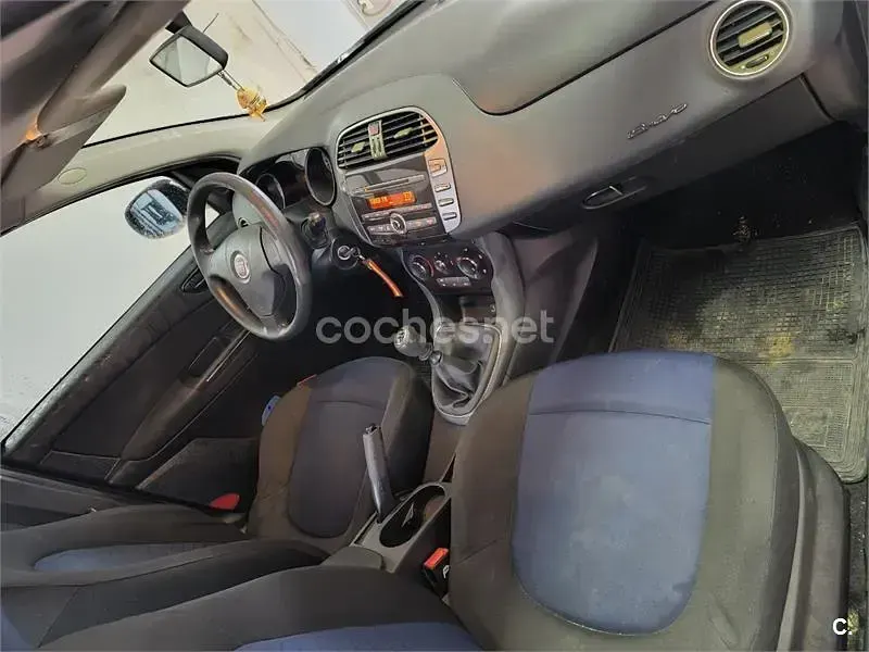 Usado Fiat Bravo Active 120 CV (88 kW) 2007 Gris / plata Utilitario