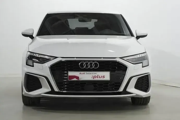 Usado Audi A3 e-tron S-Line 204 CV (150 kW) 2024 Utilitario