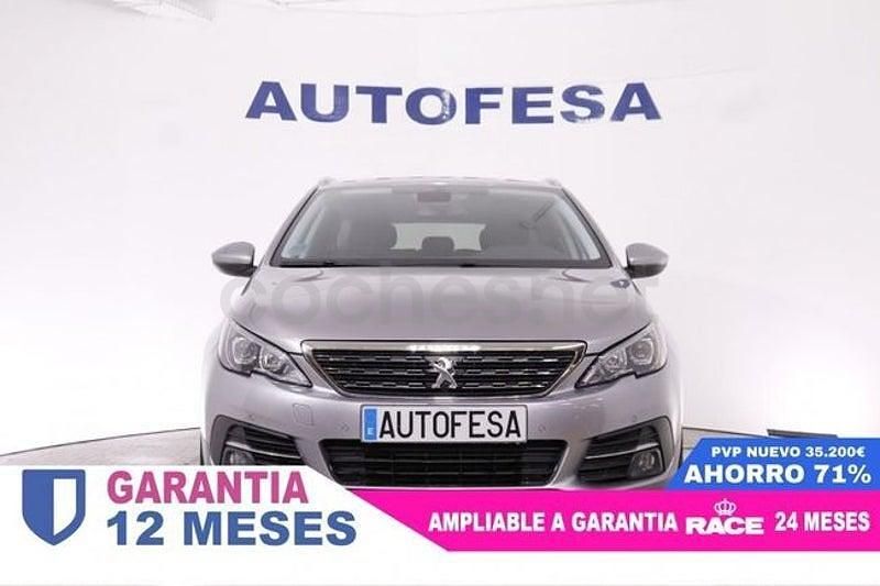 Usado Peugeot 308 SW Allure 130 CV (95 kW) 2019 Gris / plata Familiar