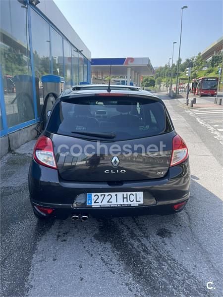 Negro Usado 2011 Renault Clio II GT Berlina | 4200 € (Super precio) - Imagen 1/4
