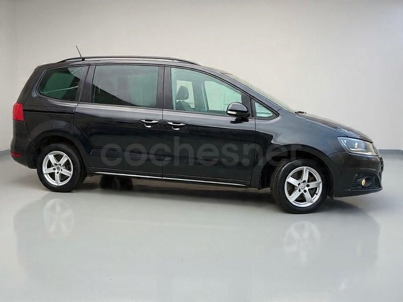 Usado Seat Alhambra Ecomotive 140 CV (102 kW) 2012 Negro Monovolumen