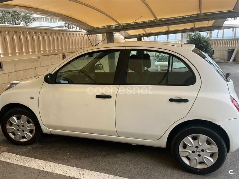 Usado Nissan Micra Visia 86 CV (63 kW) 2008 Blanco Berlina